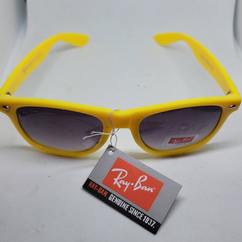Womens RAY-BANS SUNGLASSES BRAND NEW